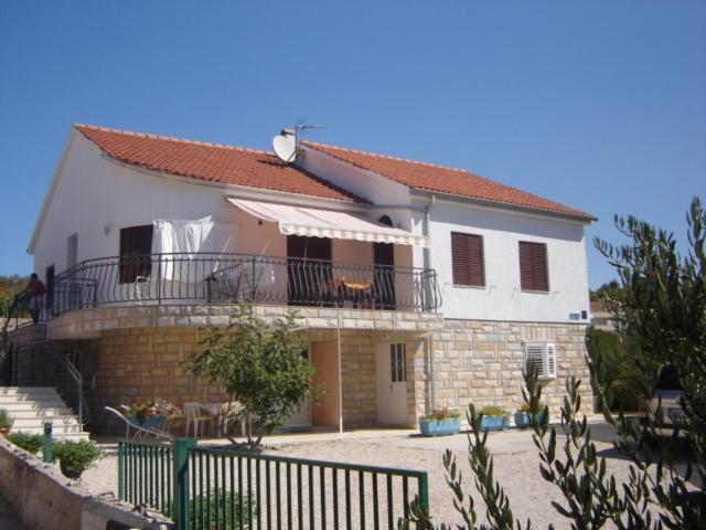 Apartments Ada Primošten Exterior foto
